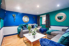 The Stunning Edinburgh Duplex Sleeps 8